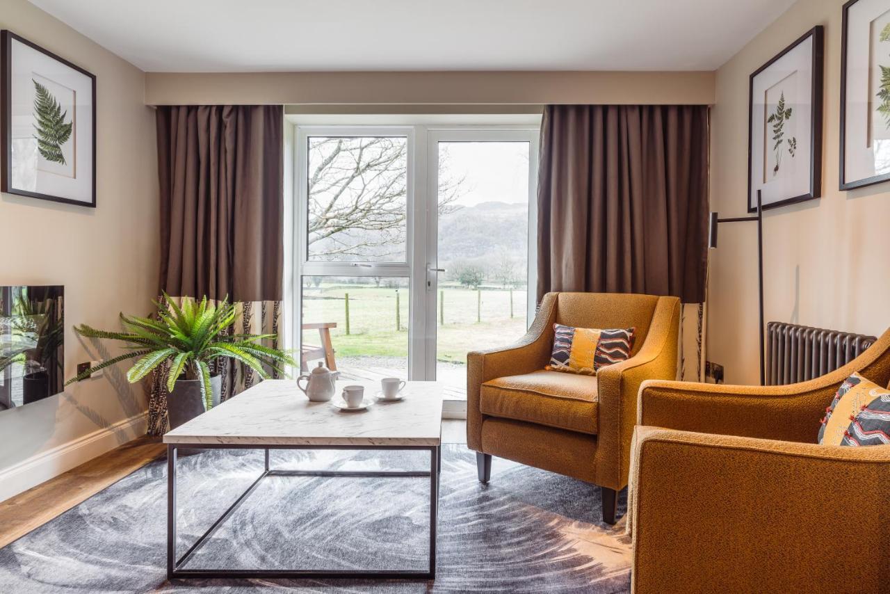 Borrowdale Gates Hotel Bagian luar foto